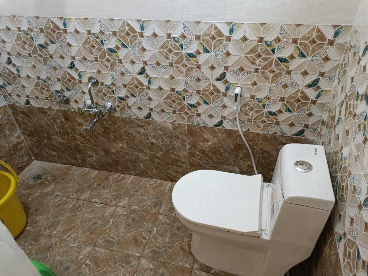 Oyo 8206 K J Residency Hotel Mysore Ngoại thất bức ảnh